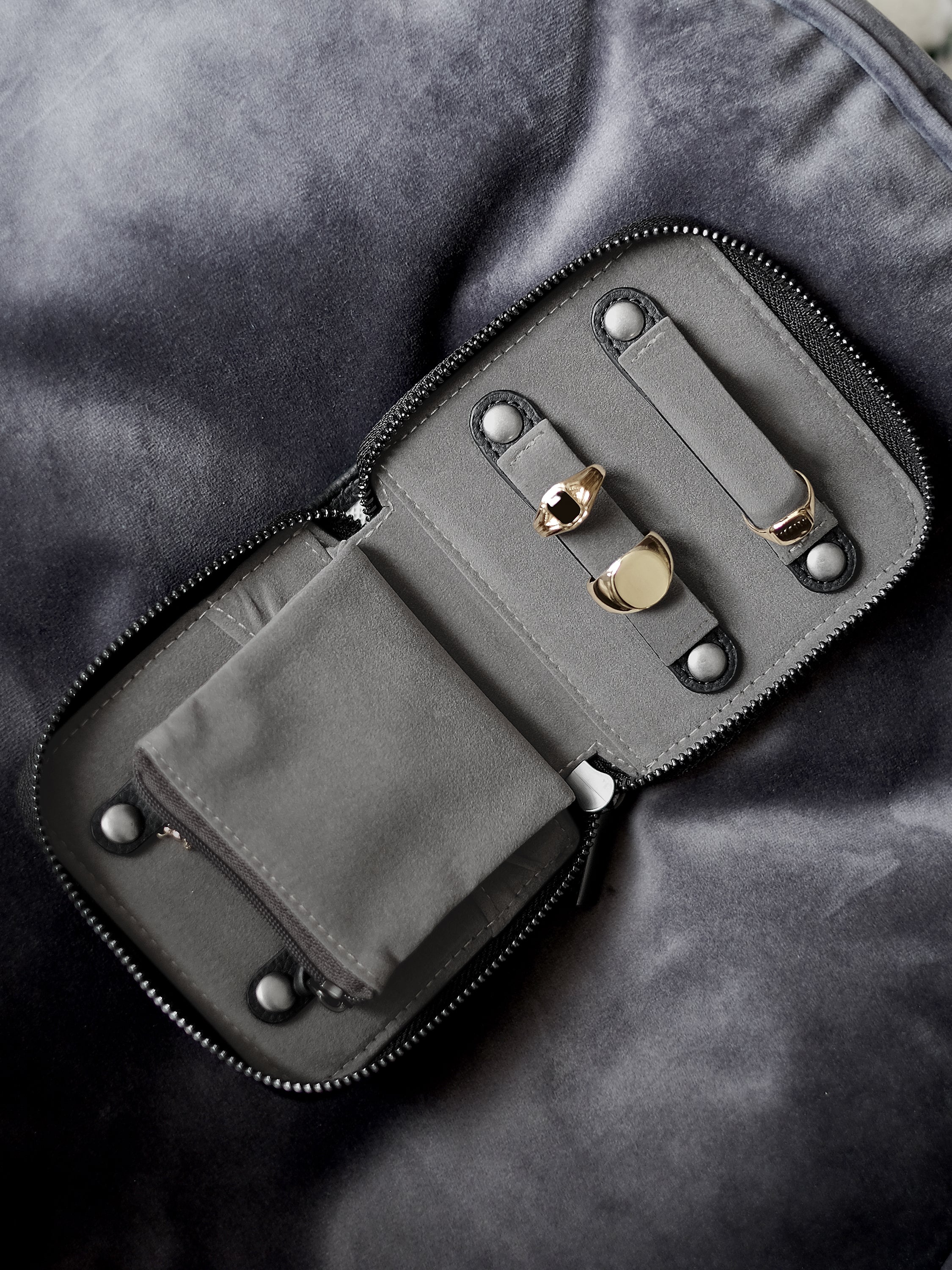 Stackers Compact Jewellery Roll Zwart