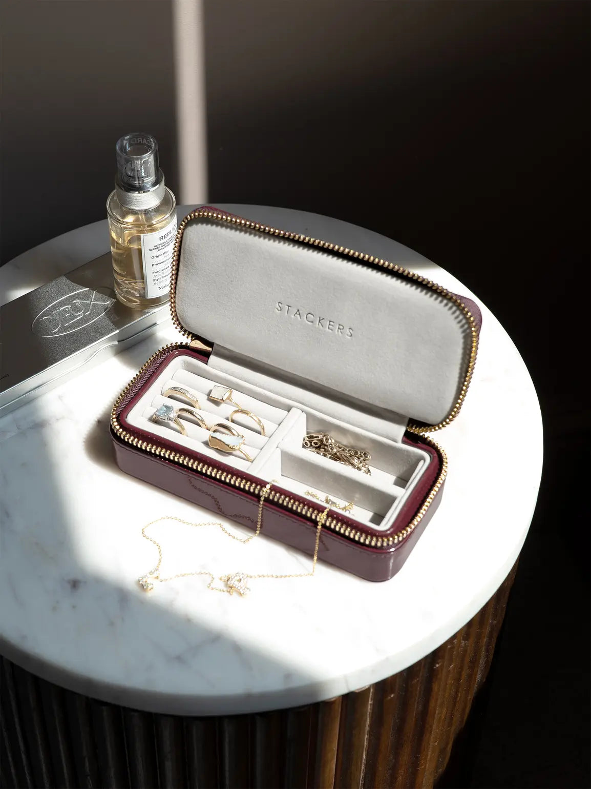 Stackers Medium Travel box Kersenrood Gelakt