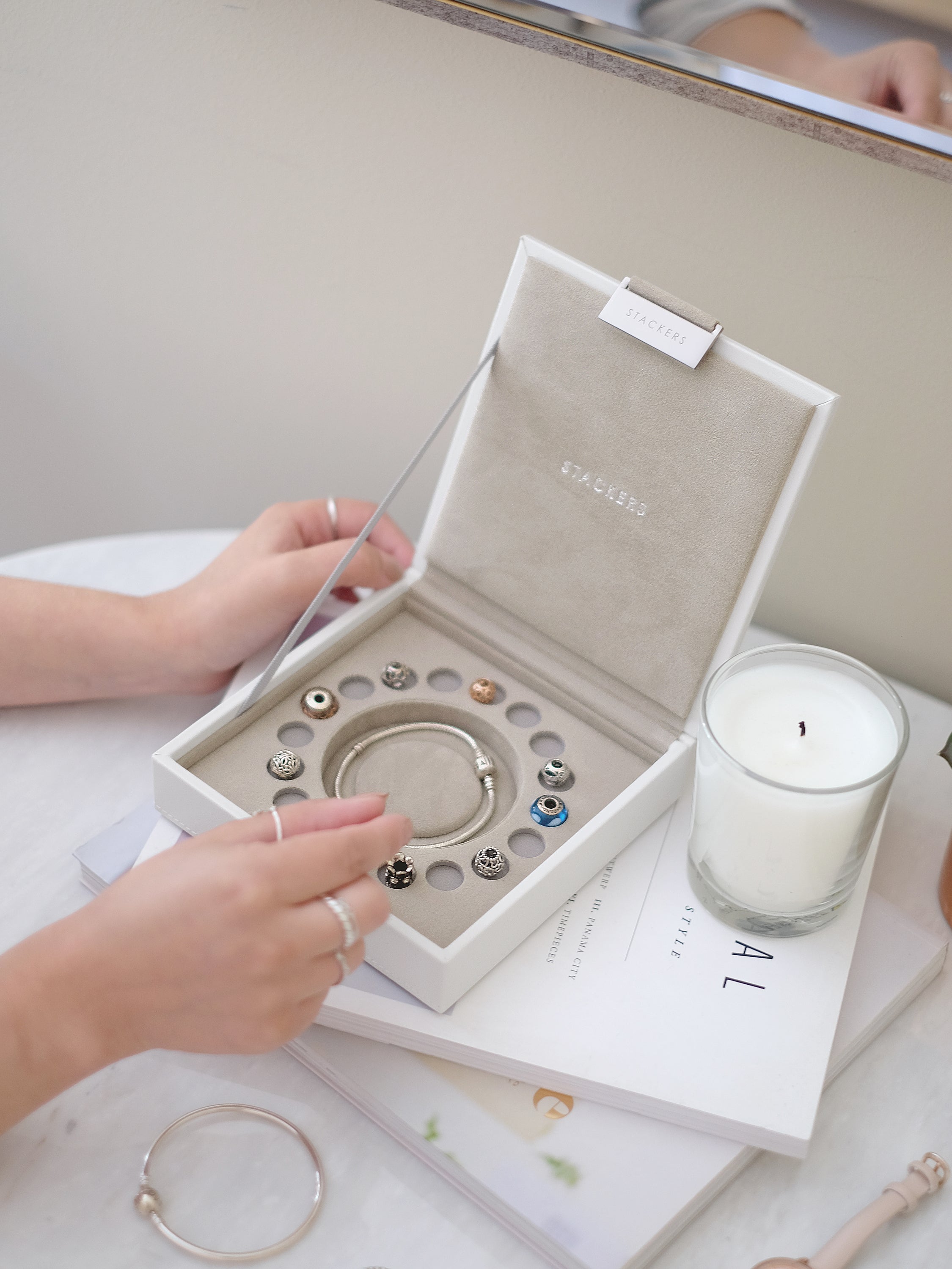 Stackers Bedelsieradendeksel Wit