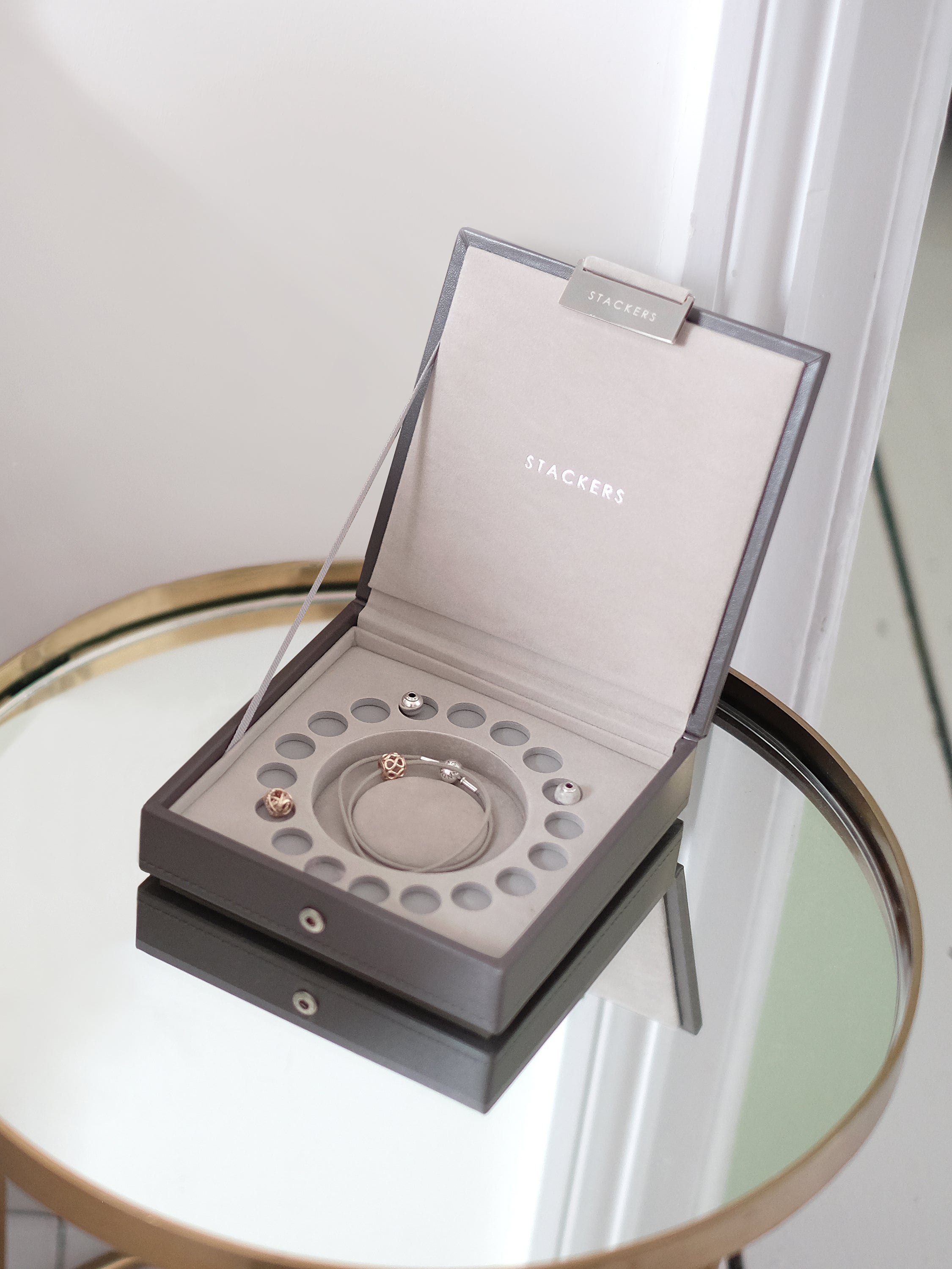 Stackers Bedelsieradendeksel Zachtbruin