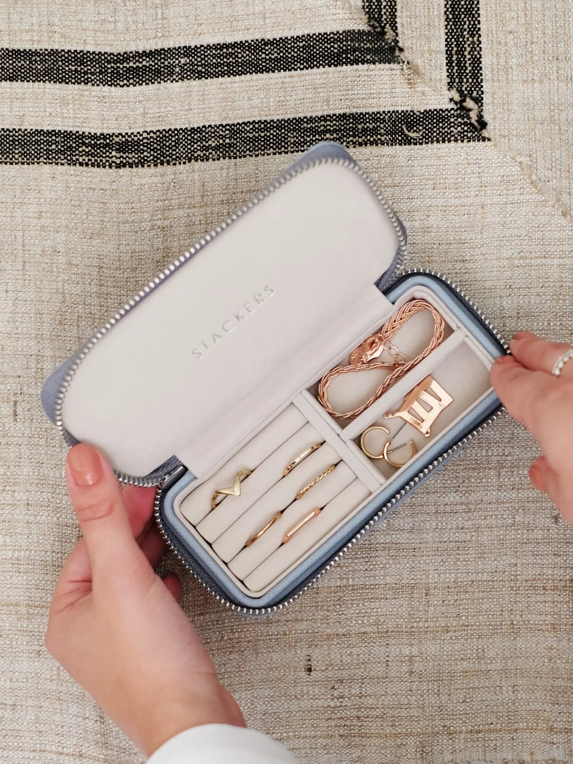 Stackers Medium Travel box Blauw