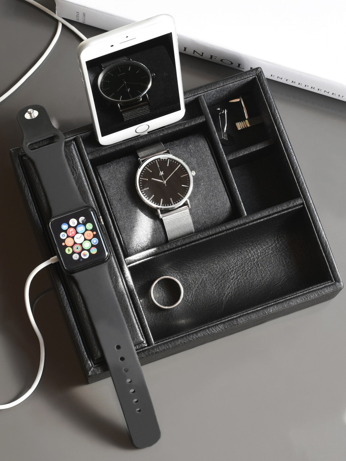 Stackers Smartphone Organizer Black