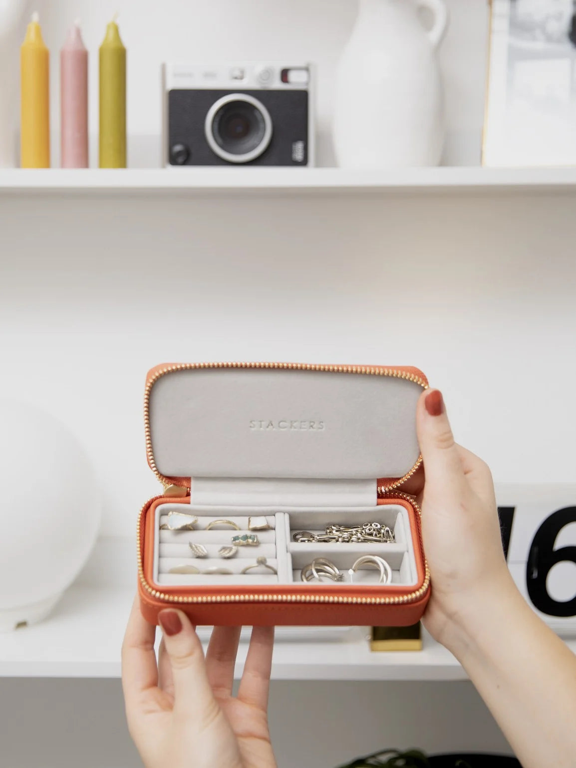 Stackers Medium Travel box Oranje